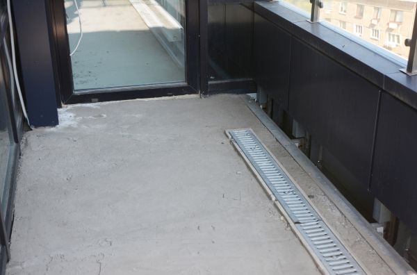 Cost of Veranda Drain Installation in Edison
